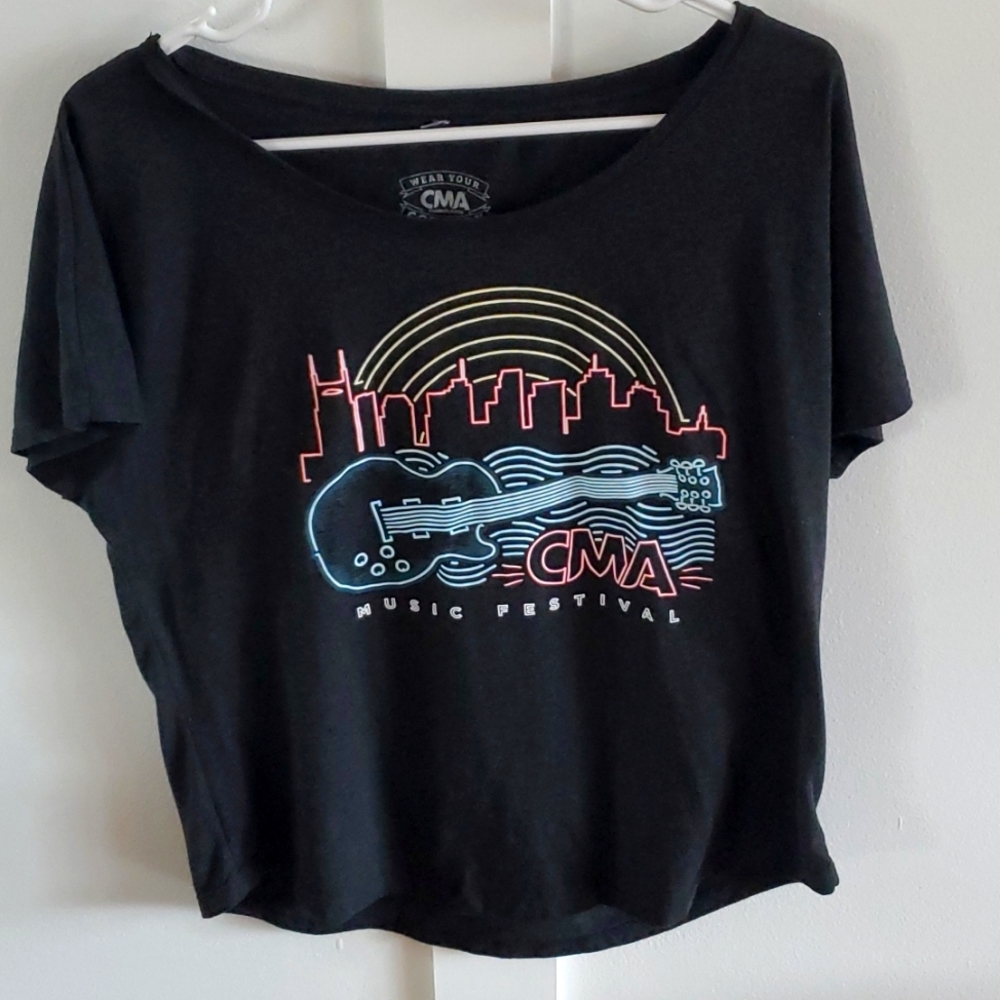 CMA music festival t-shirt. Women's large
